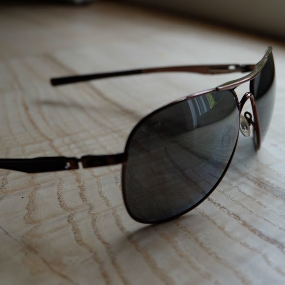 Oakley Aviator Sunglasses - Picture 2 of 11